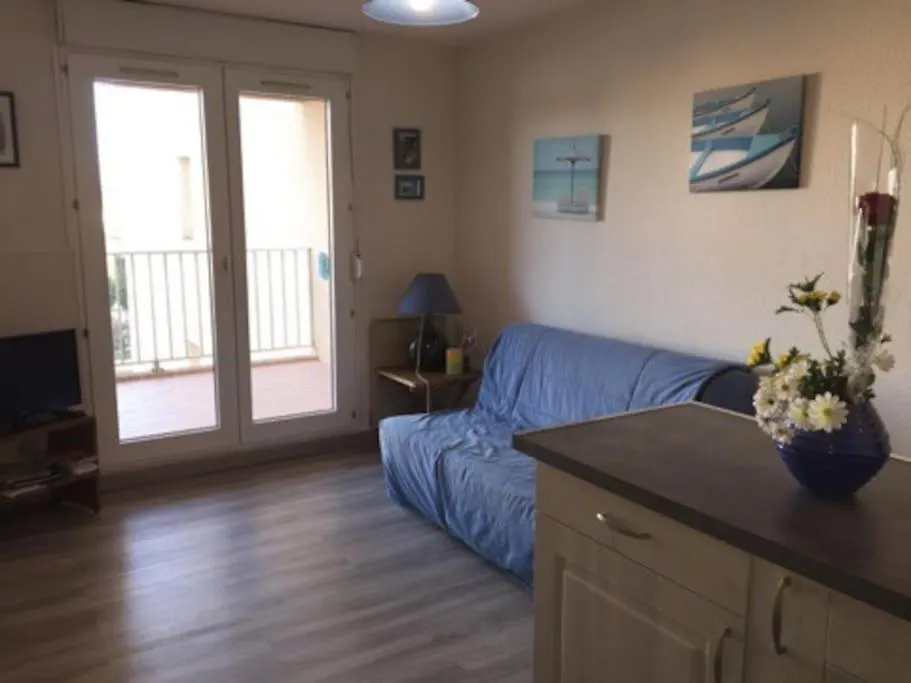 La Londe Les Pieds Dans L'Eau Apartment